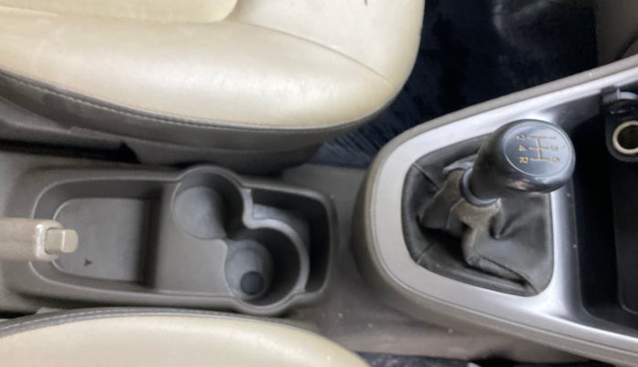 2015 Hyundai i10 MAGNA 1.1, Petrol, Manual, 28,831 km, Gear Lever