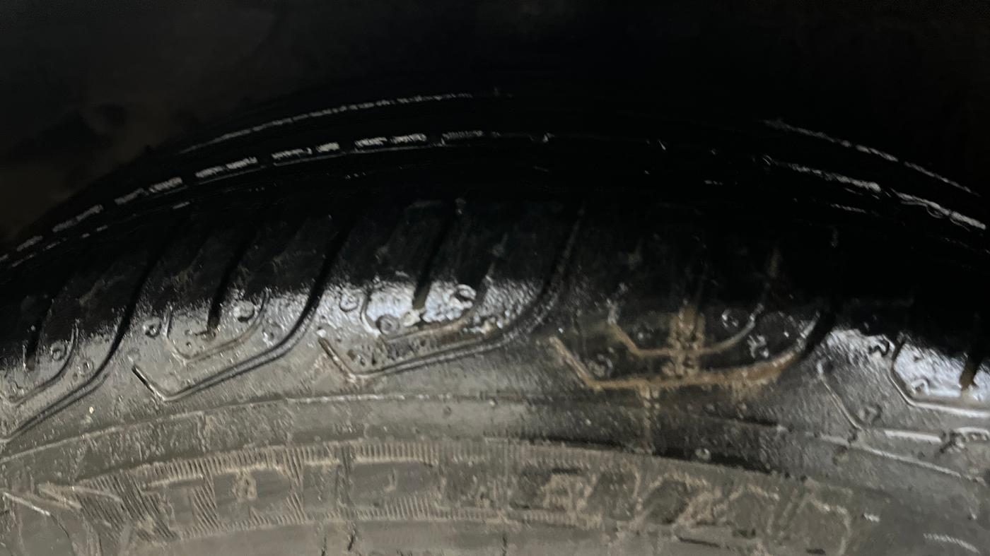 2015 Tata Zest XM PETROL, CNG, Manual, 79,089 km, Right Rear Tyre Tread