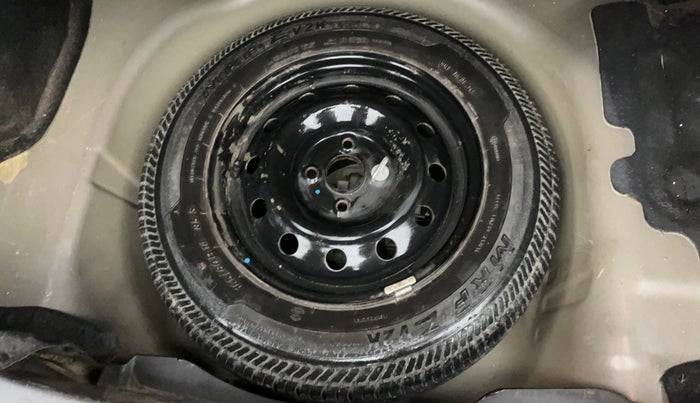 2014 Maruti Swift Dzire VXI, Petrol, Manual, 16,655 km, Spare Tyre