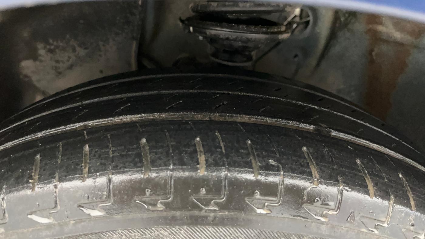 2019 Maruti IGNIS DELTA 1.2, Petrol, Manual, 50,721 km, Left Front Tyre Tread