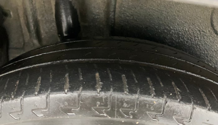 2019 Maruti IGNIS DELTA 1.2, Petrol, Manual, 50,634 km, Right Rear Tyre Tread