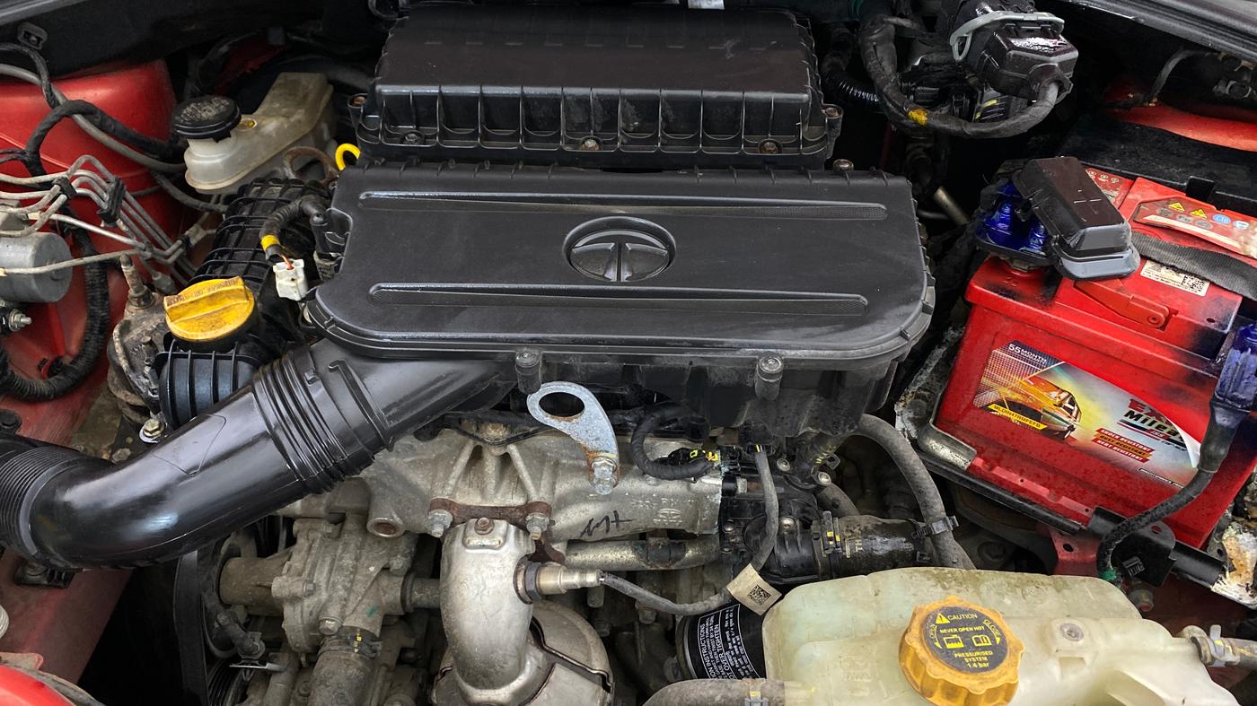 2021 Tata Tiago XZA PLUS PETROL, Petrol, Automatic, 16,977 km, Engine View