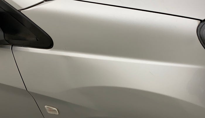 2013 Honda Brio S MT, Petrol, Manual, 70,026 km, Right fender - Minor scratches
