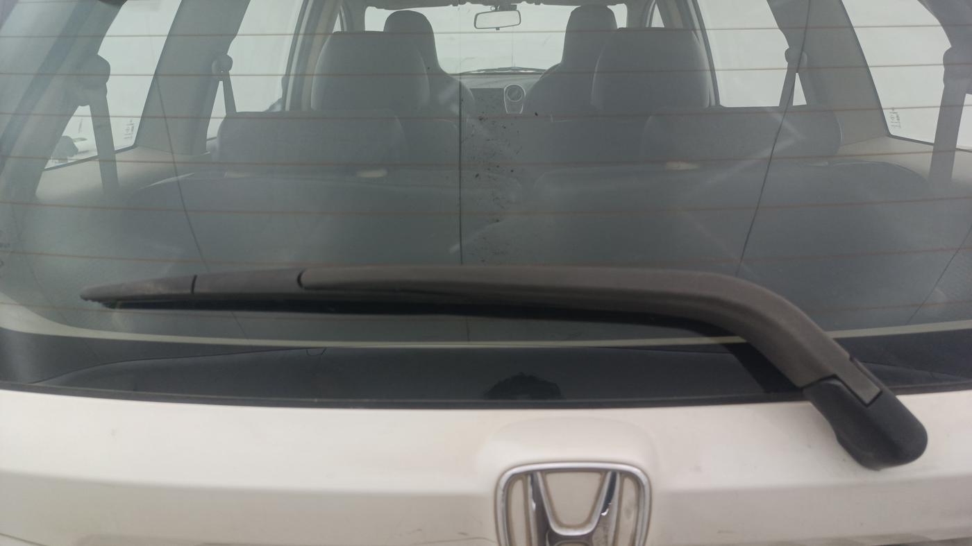 2014 Honda Mobilio 1.5L I-DTEC RS, Diesel, Manual, 1,13,459 km, Rear Wiper