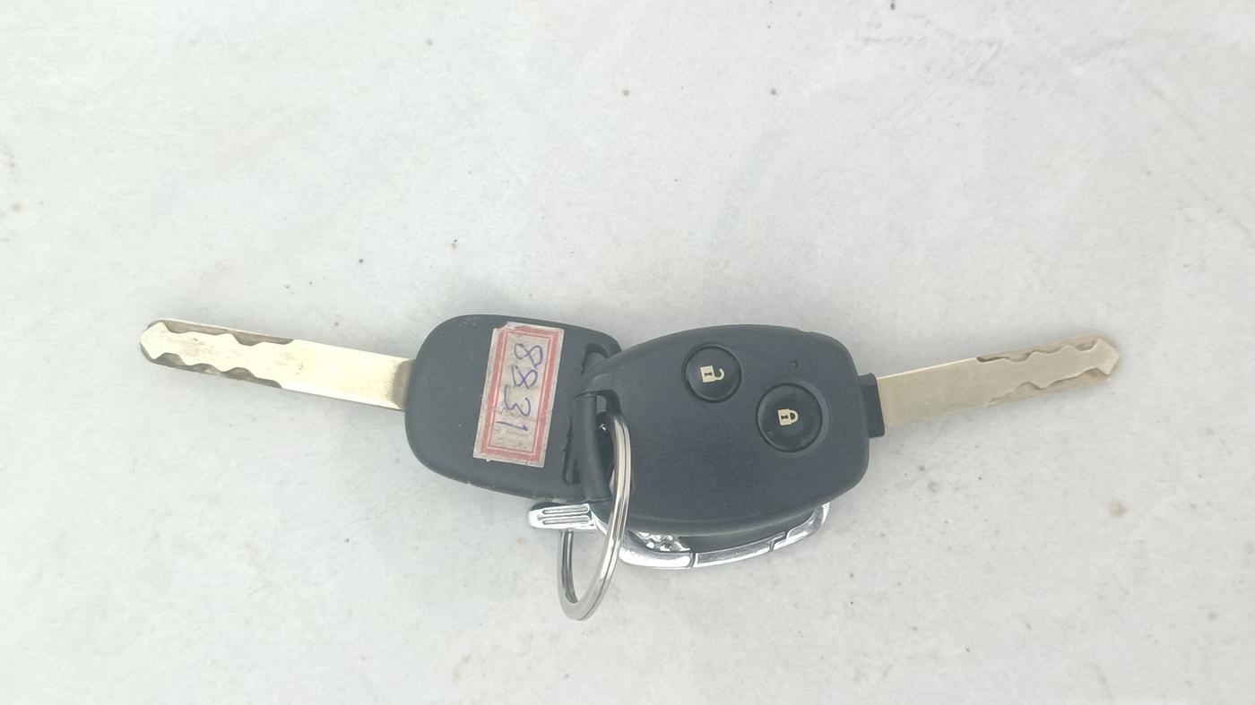 2014 Honda Mobilio 1.5L I-DTEC RS, Diesel, Manual, 1,13,459 km, Key Close Up