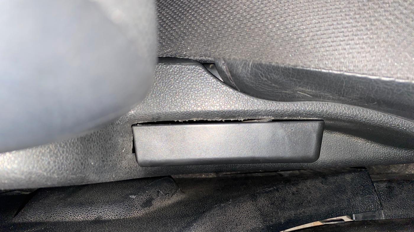 2018 Tata Tiago XT PETROL, Petrol, Manual, 61,983 km, Driver Side Adjustment Panel