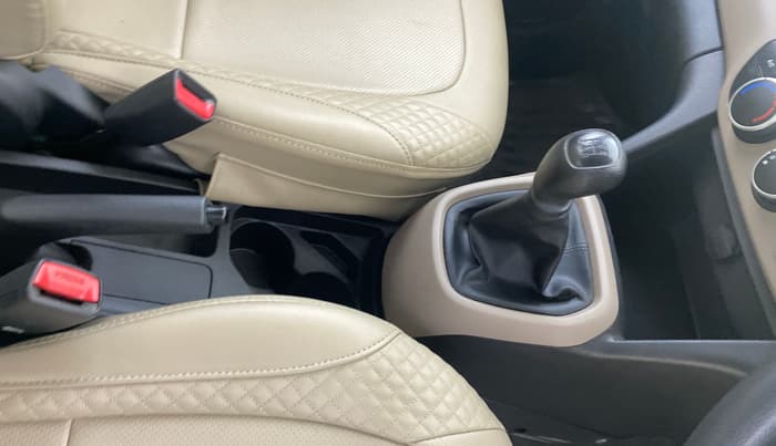 2014 Hyundai Xcent S 1.2, Petrol, Manual, 26,282 km, Gear Lever