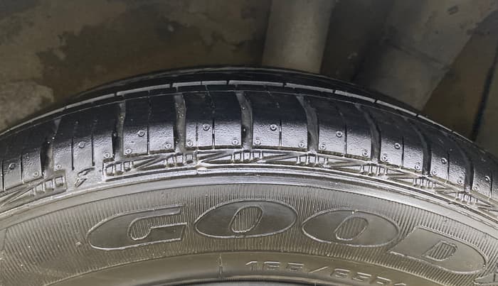 2014 Hyundai Xcent S 1.2, Petrol, Manual, 26,282 km, Left Rear Tyre Tread