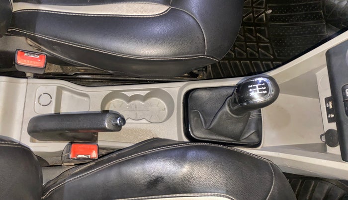 2018 Tata Tiago XZ PETROL, Petrol, Manual, 72,616 km, Gear Lever