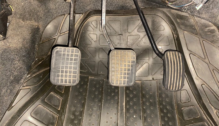 2018 Tata Tiago XZ PETROL, Petrol, Manual, 72,616 km, Pedals