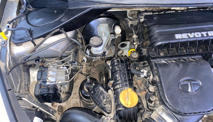 2018 Tata Tiago XZ PETROL, Petrol, Manual, 72,616 km, Engine View - Right