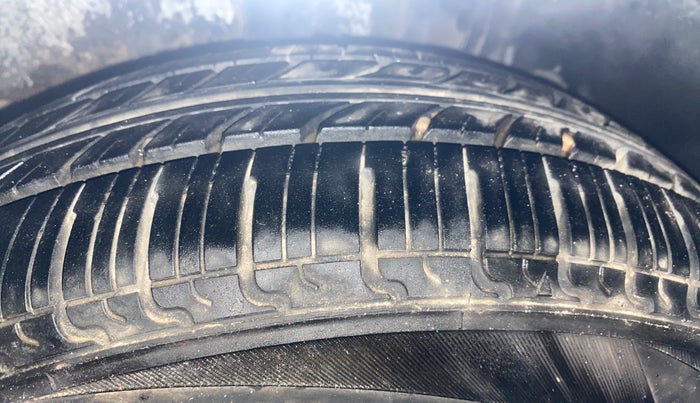 2018 Tata Tiago XZ PETROL, Petrol, Manual, 72,616 km, Right Rear Tyre Tread