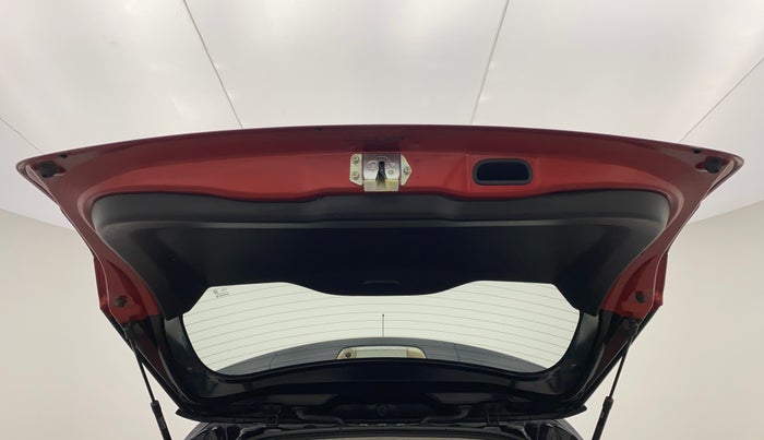 2018 Maruti Vitara Brezza ZDI+ DUAL TONE AMT, Diesel, Automatic, 62,641 km, Boot Door Open