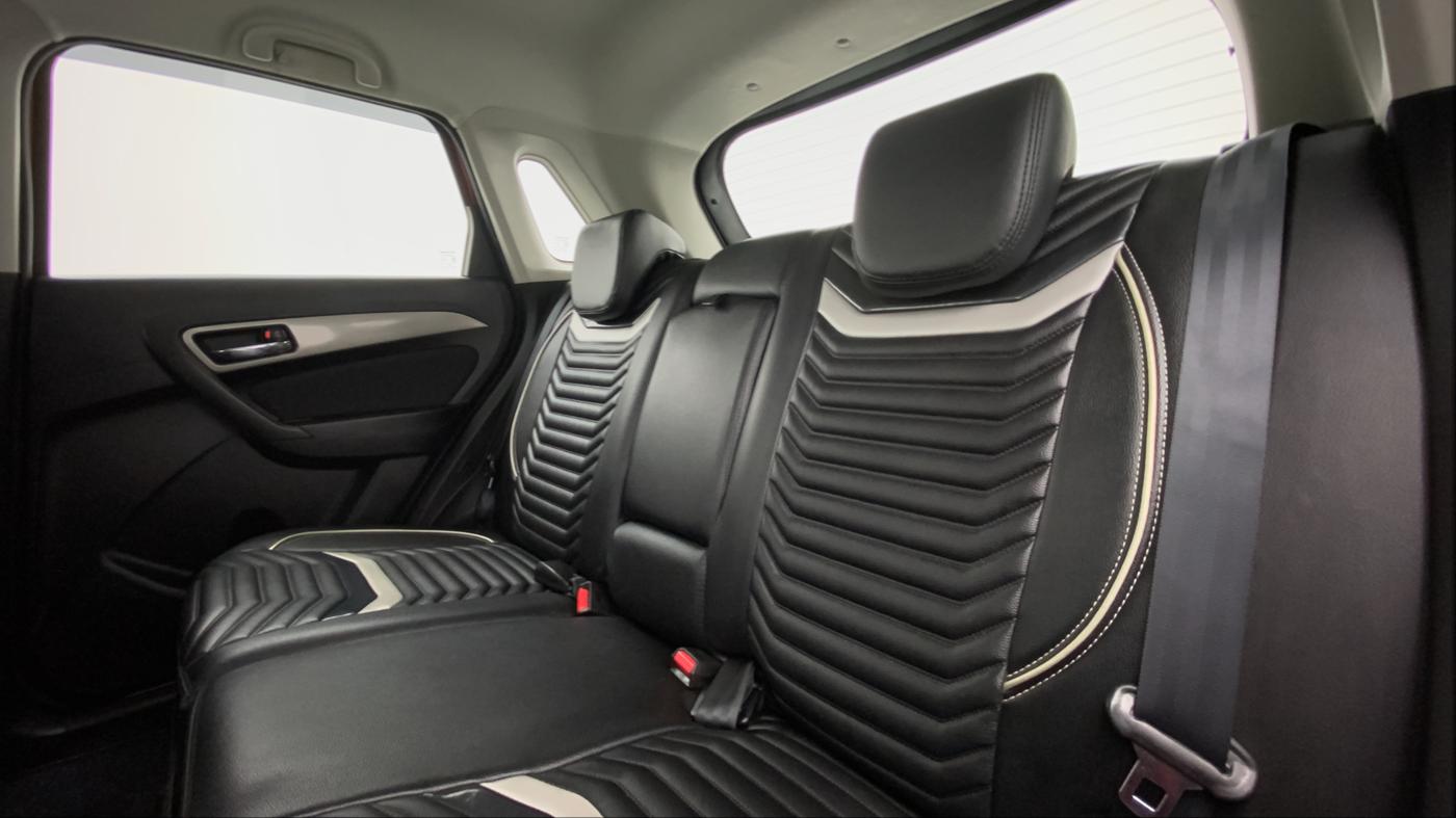 2018 Maruti Vitara Brezza ZDI+ DUAL TONE AMT, Diesel, Automatic, 62,641 km, Right Side Rear Door Cabin