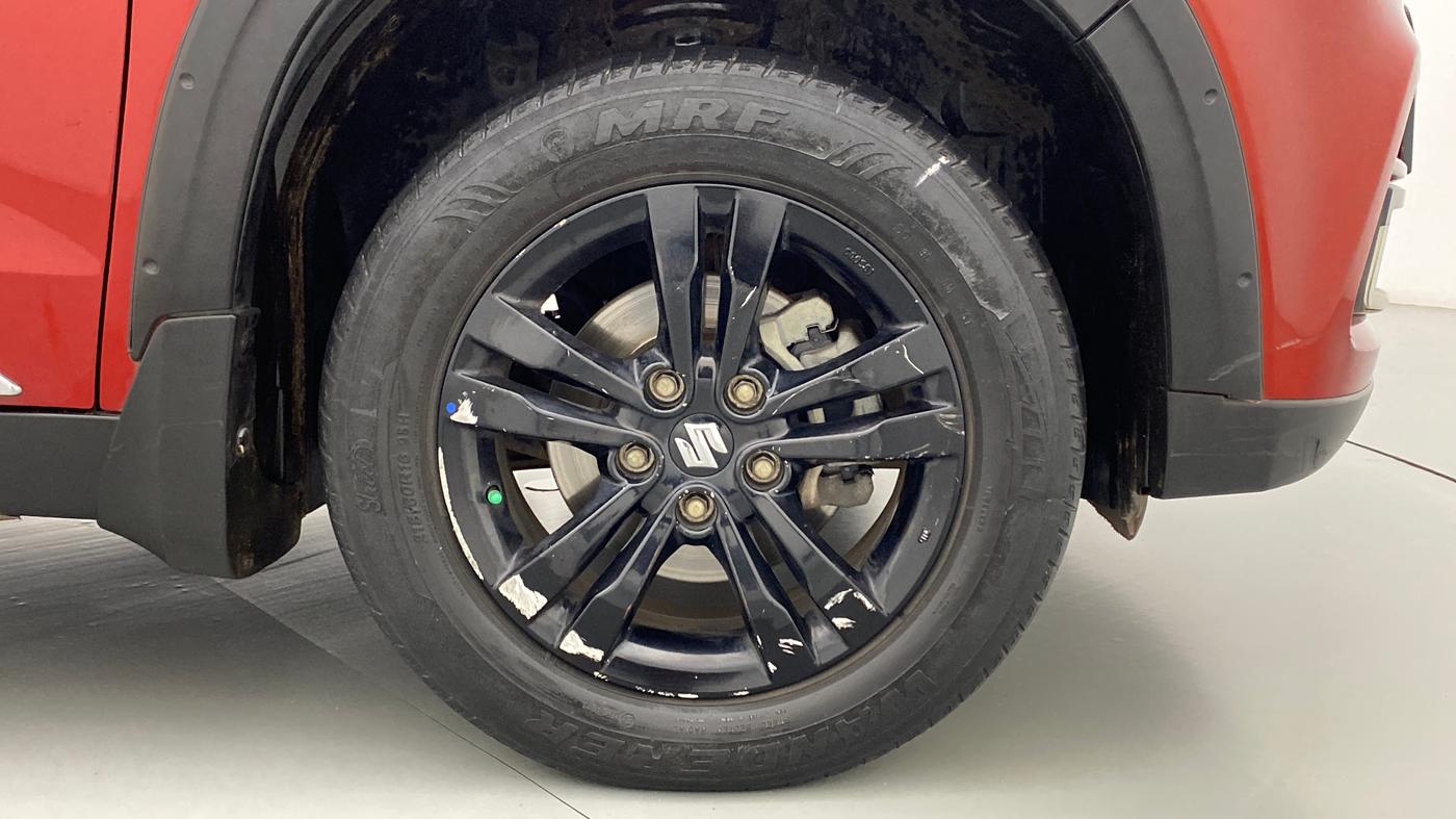 2018 Maruti Vitara Brezza ZDI+ DUAL TONE AMT, Diesel, Automatic, 62,641 km, Right Front Wheel