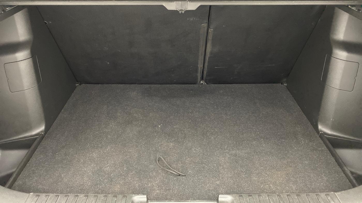2018 Maruti Vitara Brezza ZDI+ DUAL TONE AMT, Diesel, Automatic, 62,641 km, Boot Inside