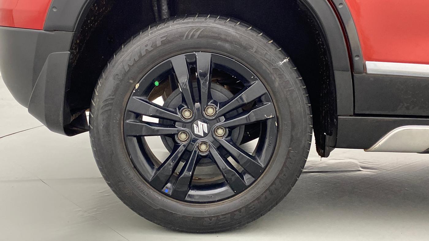 2018 Maruti Vitara Brezza ZDI+ DUAL TONE AMT, Diesel, Automatic, 62,641 km, Right Rear Wheel
