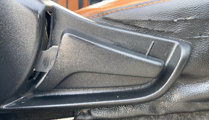 2021 Maruti S PRESSO VXI+, Petrol, Manual, 81,490 km, Driver Side Adjustment Panel