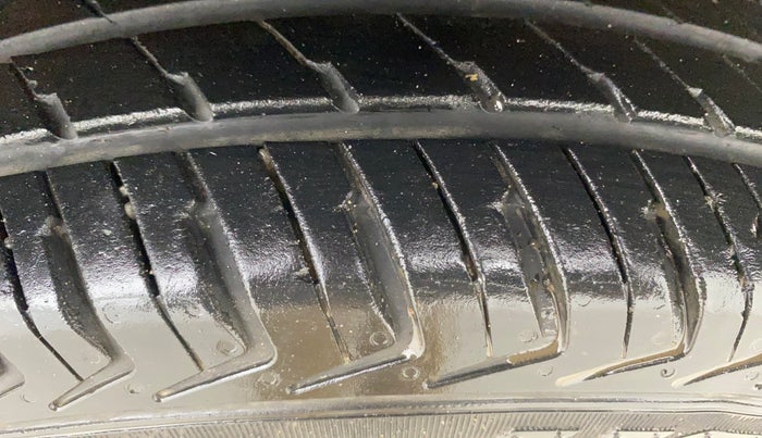 2023 Maruti Alto K10 VXI PLUS, Petrol, Manual, 33,263 km, Right Front Tyre Tread