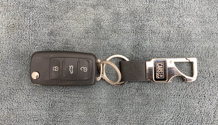 2019 Volkswagen Ameo HIGHLINE PLUS 1.5L AT 16 ALLOY, Diesel, Automatic, 33,515 km, Key Close Up