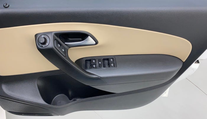 2019 Volkswagen Ameo HIGHLINE PLUS 1.5L AT 16 ALLOY, Diesel, Automatic, 33,515 km, Driver Side Door Panels Control