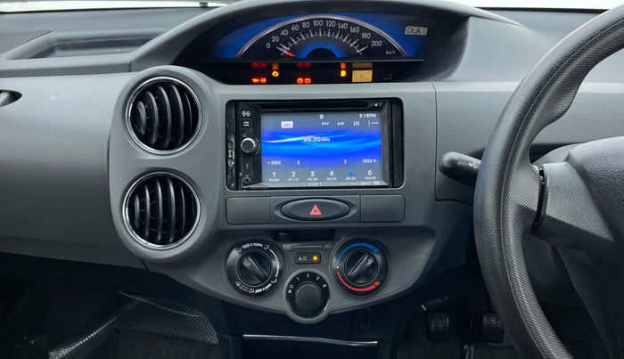 2013 Toyota Etios Liva GD, Diesel, Manual, 1,07,929 km, Air Conditioner