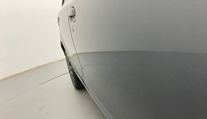 2013 Toyota Etios Liva GD, Diesel, Manual, 1,07,929 km, Driver-side door - Slightly dented