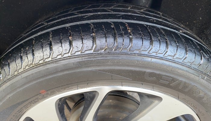 2019 Maruti Baleno ALPHA PETROL 1.2, CNG, Manual, 80,787 km, Left Rear Tyre Tread