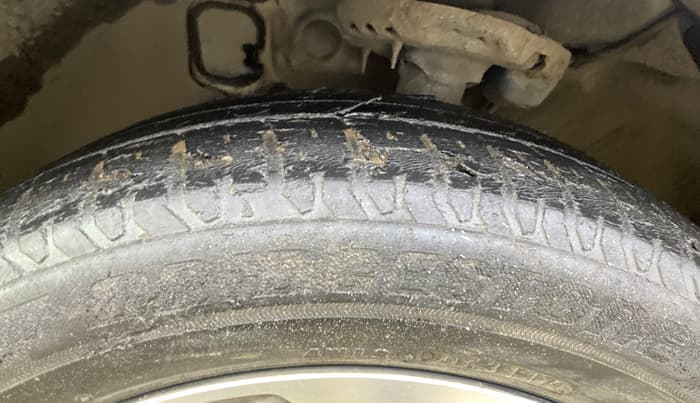 2017 Hyundai Verna 1.6 VTVT SX (O) AT, Petrol, Automatic, 51,957 km, Left Front Tyre Tread