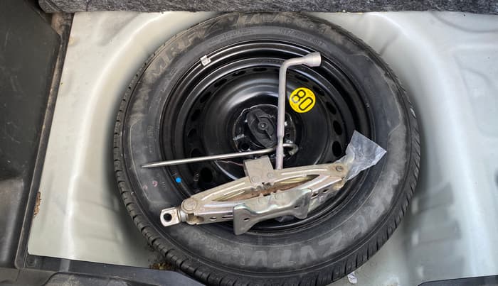 2019 Maruti Baleno ZETA PETROL 1.2, Petrol, Manual, 55,588 km, Spare Tyre