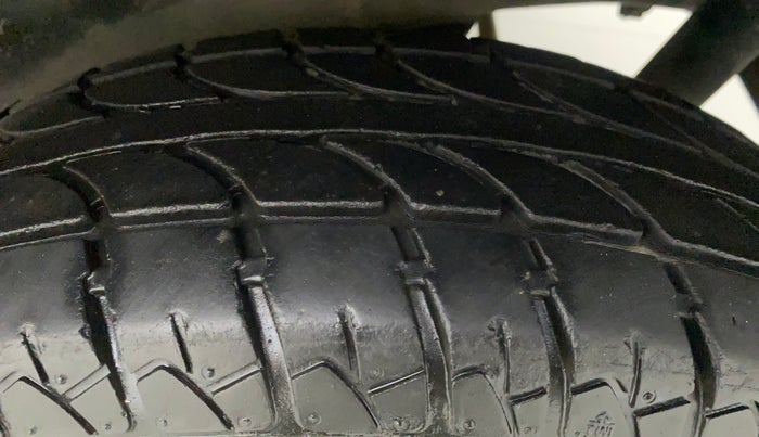 2014 Maruti Wagon R 1.0 LXI, Petrol, Manual, 42,464 km, Left Rear Tyre Tread