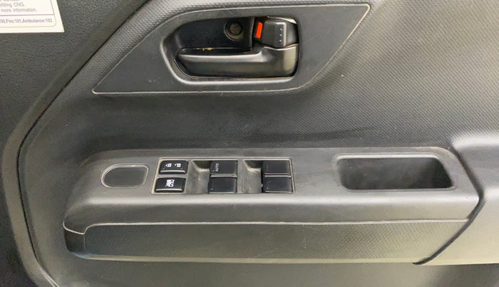 2021 Maruti New Wagon-R LXI CNG 1.0, CNG, Manual, 57,162 km, Driver Side Door Panels Control