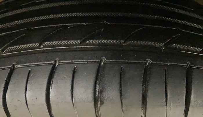 2018 Maruti New Wagon-R VXI (O) 1.0, Petrol, Manual, 51,314 km, Left Front Tyre Tread