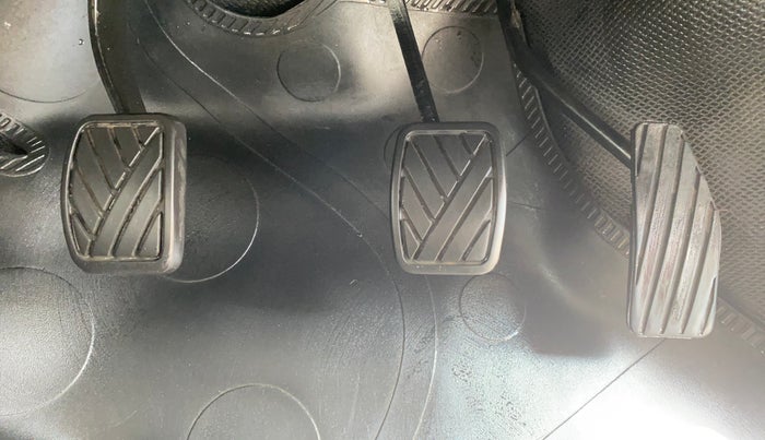 2018 Maruti New Wagon-R VXI (O) 1.0, Petrol, Manual, 51,314 km, Pedals