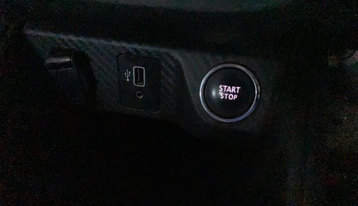 2019 Nissan Kicks XV PREMIUM (O) DIESEL, Diesel, Manual, 1,39,290 km, Keyless Start/ Stop Button