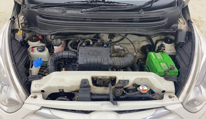 2016 Hyundai Eon ERA +, Petrol, Manual, 35,872 km, Engine View