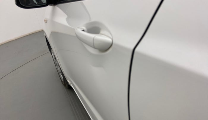 2016 Hyundai Grand i10 MAGNA 1.2 KAPPA VTVT, Petrol, Manual, 93,612 km, Front passenger door - Slightly dented