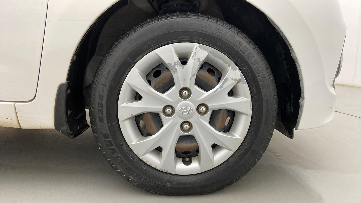 2016 Hyundai Grand i10 MAGNA 1.2 KAPPA VTVT, Petrol, Manual, 93,612 km, Right Front Wheel
