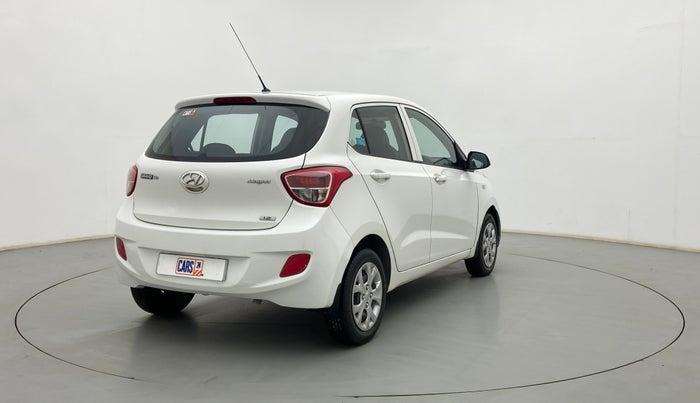 2016 Hyundai Grand i10 MAGNA 1.2 KAPPA VTVT, Petrol, Manual, 93,612 km, Right Back Diagonal