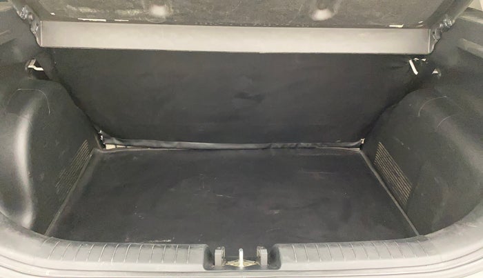 2022 Hyundai VENUE S (O) 1.0 TURBO IMT, Petrol, Manual, 75,335 km, Boot Inside