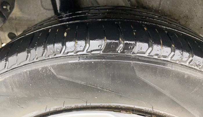 2022 Hyundai VENUE S (O) 1.0 TURBO IMT, Petrol, Manual, 75,335 km, Right Rear Tyre Tread