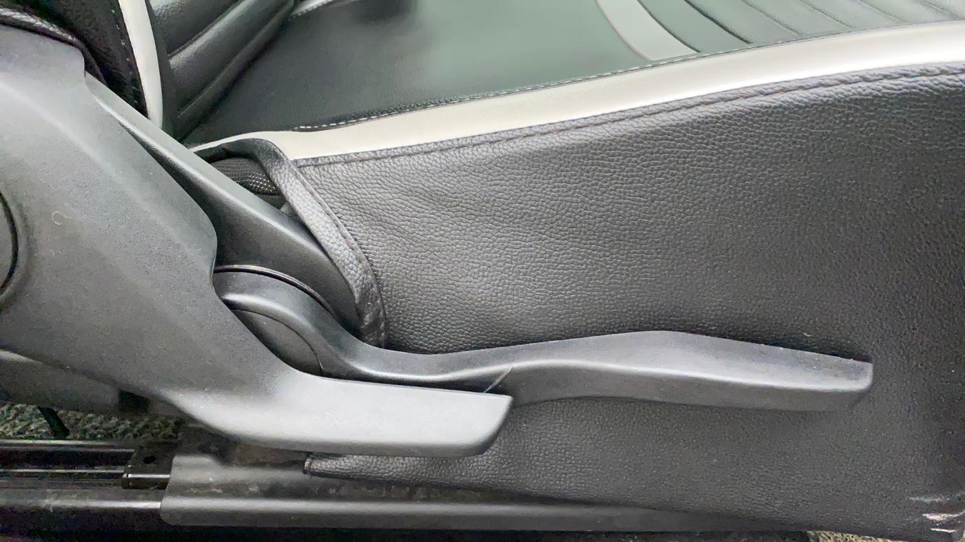 2020 Maruti Baleno ALPHA CVT PETROL 1.2, Petrol, Automatic, 23,199 km, Driver Side Adjustment Panel