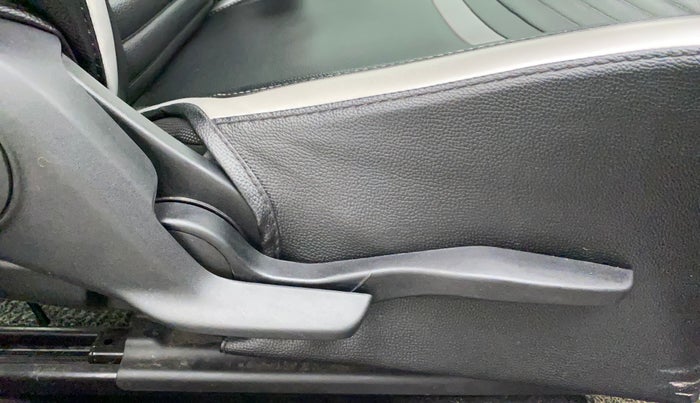 2020 Maruti Baleno ALPHA CVT PETROL 1.2, Petrol, Automatic, 23,199 km, Driver Side Adjustment Panel