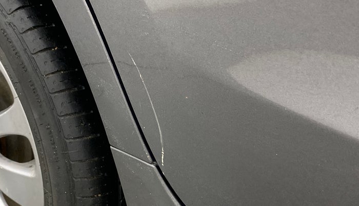 2017 Maruti Baleno ZETA PETROL 1.2, Petrol, Manual, 1,01,863 km, Right rear door - Minor scratches