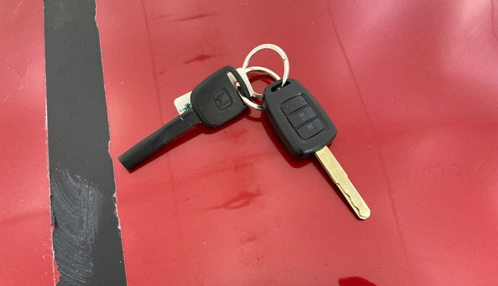 2020 Honda Amaze 1.2L I-VTEC S, Petrol, Manual, 41,382 km, Key Close Up