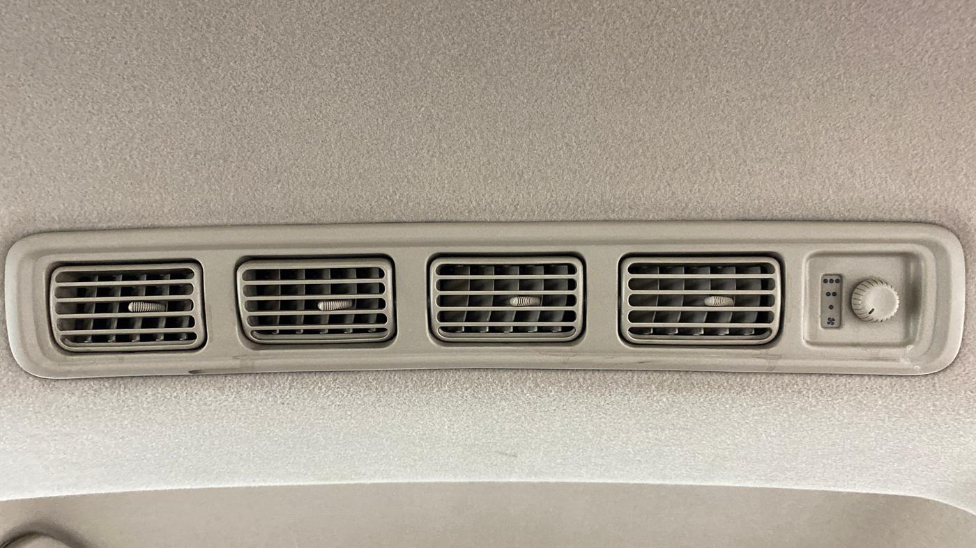 2013 Maruti Ertiga ZXI, Petrol, Manual, 66,776 km, Rear AC Vents