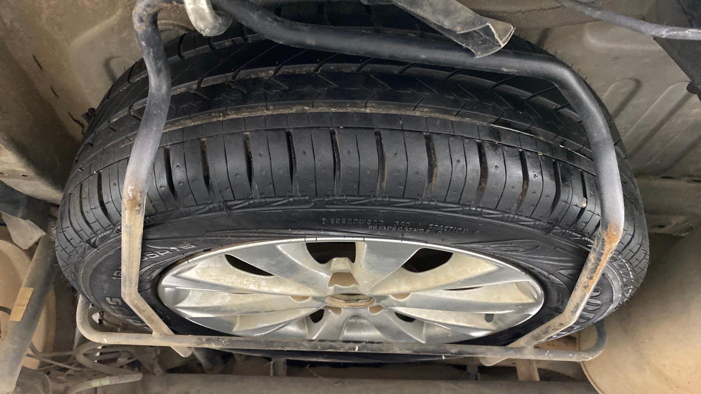 2013 Maruti Ertiga ZXI, Petrol, Manual, 66,776 km, Spare Tyre