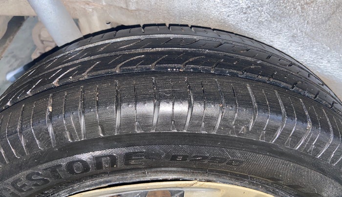 2016 Maruti Wagon R 1.0 VXI AMT, Petrol, Automatic, 31,580 km, Right Rear Tyre Tread