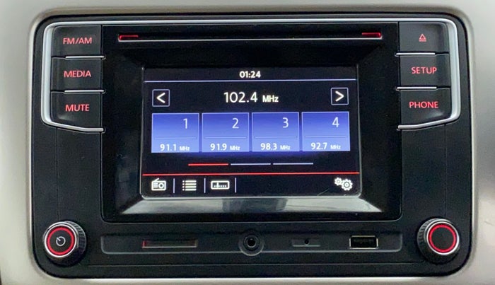 2017 Volkswagen Vento HIGHLINE 1.2 TSI AT, Petrol, Automatic, 45,916 km, Infotainment System