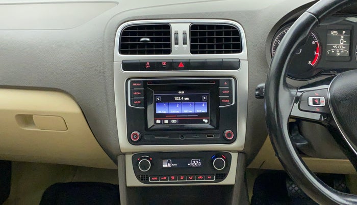 2017 Volkswagen Vento HIGHLINE 1.2 TSI AT, Petrol, Automatic, 45,916 km, Air Conditioner